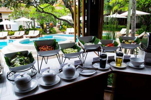 Kombinace - Thai House Beach Resort ***, Bangkok Palace Hotel *