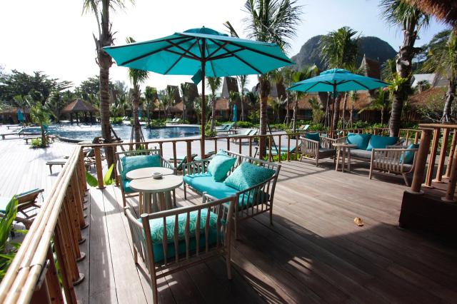 Kombinace - Phi Phi Coco Beach Resort ****, Phuket Ocean Resort