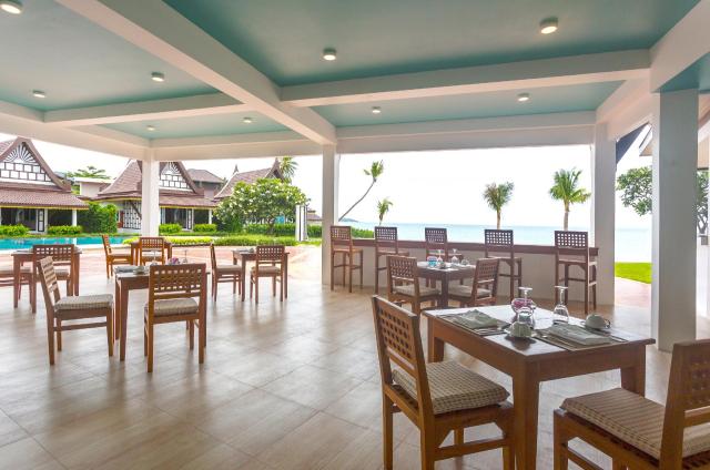 Kombinace - Hotel Aura Samui Beach ****, Andakira Hotel ***, Ph
