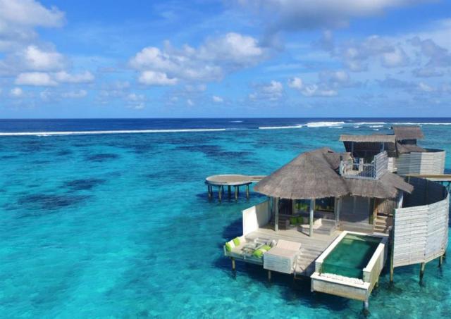 Laamu Water Villa s bazénom
