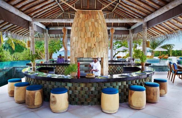 Sip Sip Bar