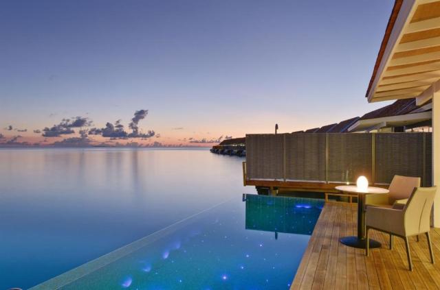 Thundi Water Villa