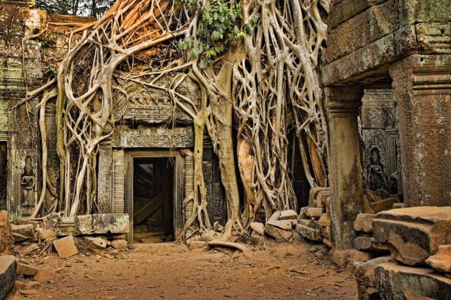 Tajuplný Angkor Wat s odpočinkom na plážach v Thajsku
