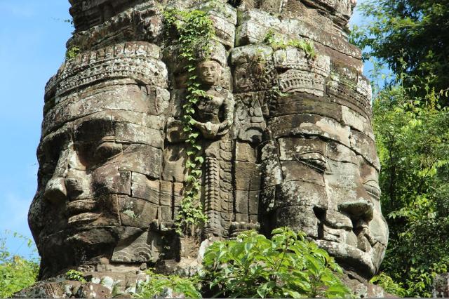 Tajuplný Angkor Wat s odpočinkom na plážach v Thajsku