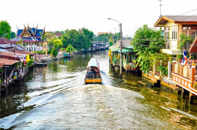 Thajskom k hraniciam Myanmaru s odpočinkom pri mori
