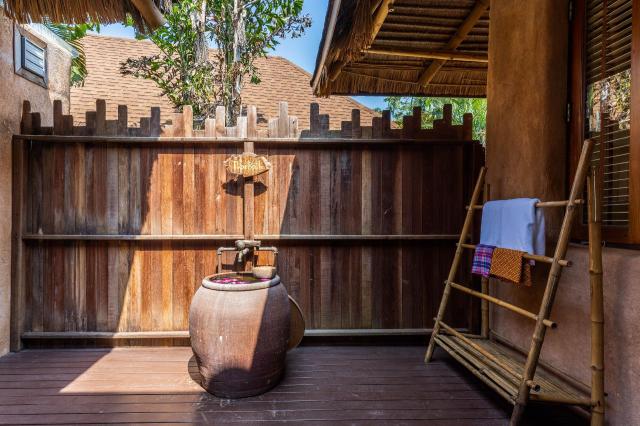 Kombinace - High Season Pool Villas **** - pláž Klong Chao, Dus