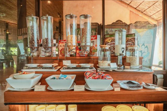Kombinace - High Season Pool Villas **** - pláž Klong Chao, San