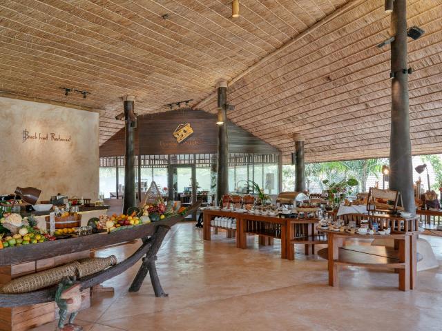 Kombinace - High Season Pool Villas **** - pláž Klong Chao, San