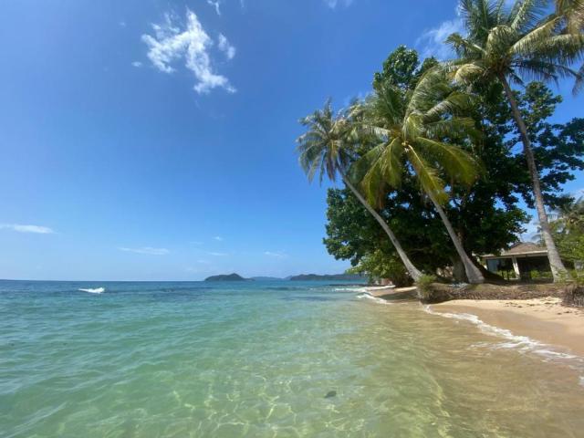 Kombinace - White Sand Beach ***, Koh Mak, unknown, Bangkok Pal