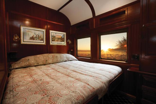 Shongololo Express - The Southern Cross