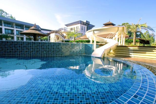Kombinace - Kacha Resort ***+, Ko Chang, Bangkok Palace Hotel *