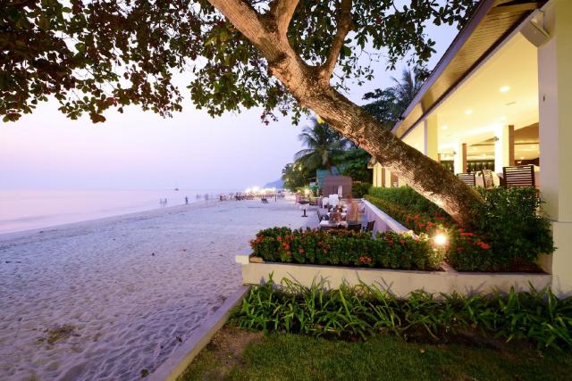 Kombinace - Kacha Resort ***+, Ko Chang, Bangkok Palace Hotel *