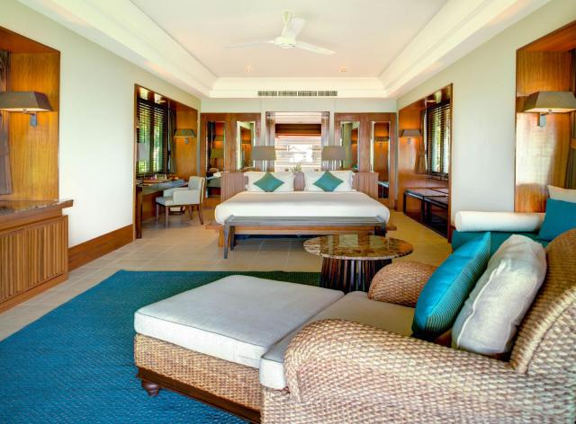 Kombinace - Layana Resort *****, Ko Lanta, Bangkok Palace Hotel