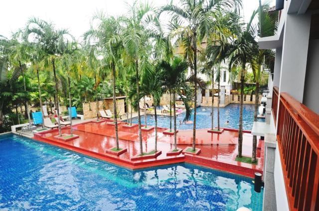 Kombinace - Lanta Sand Resort ****, Ko Lanta, Bangkok Palace Ho