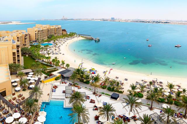 Pláž pohľad z izby v Doubletree by Hilton Resort & Spa Marjan I