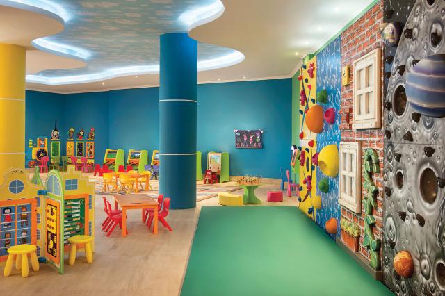 Miniklub v Doubletree by Hilton Resort & Spa Marjan Island