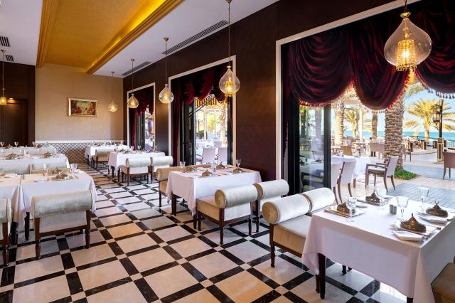 Reštaurácia v hoteli Rixos Bab Al Bahr