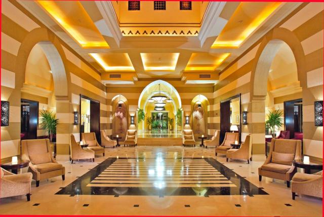 Jaz Lamaya Resort