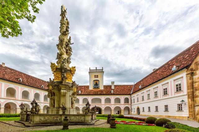 Heiligenkreuz, poznávacie zájazdy, Rakúsko