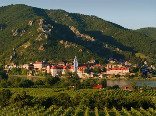 Marhuľové slávnosti - pohľad na mesto