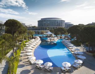 Calista Luxury Resort