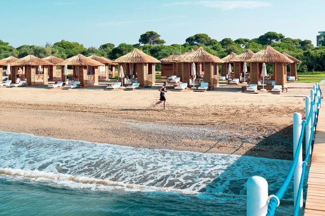 Pláž v Rixos Premium Belek