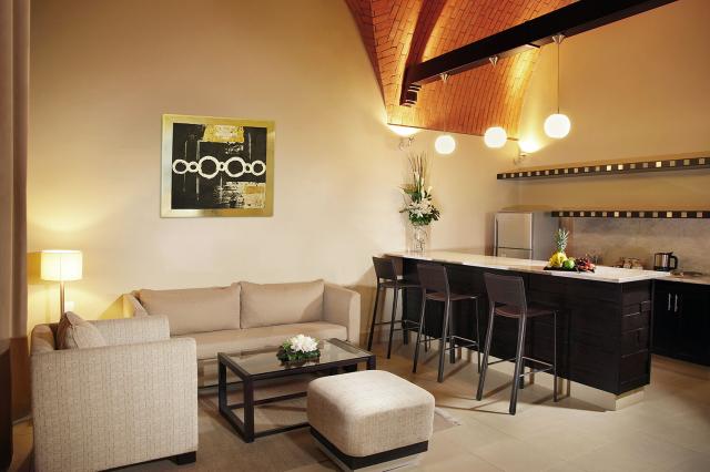 Izba v The Cove Rotana Resort