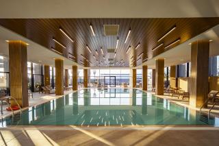 Wave resort