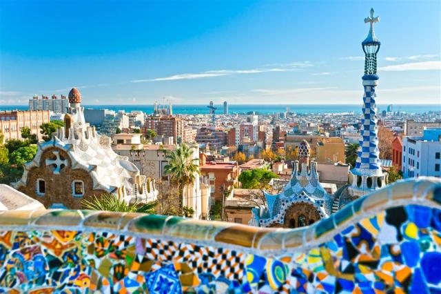 Barcelona s pobytom pri mori - výhľad na mesto