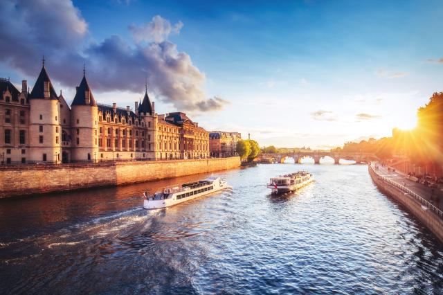 Potulky Parížom