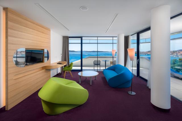 Premium suite 2+2