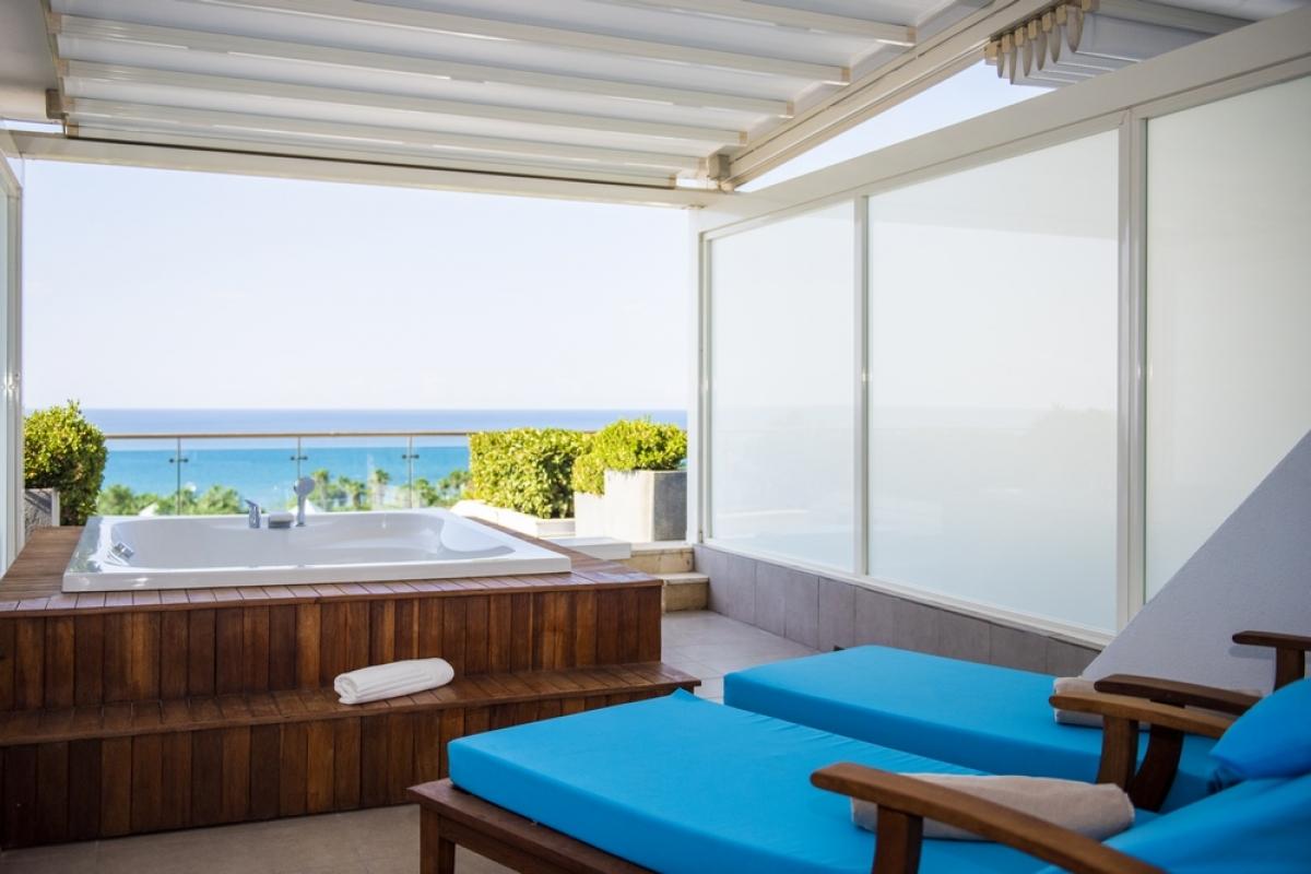 Izba Deluxe s terasou a jacuzzi