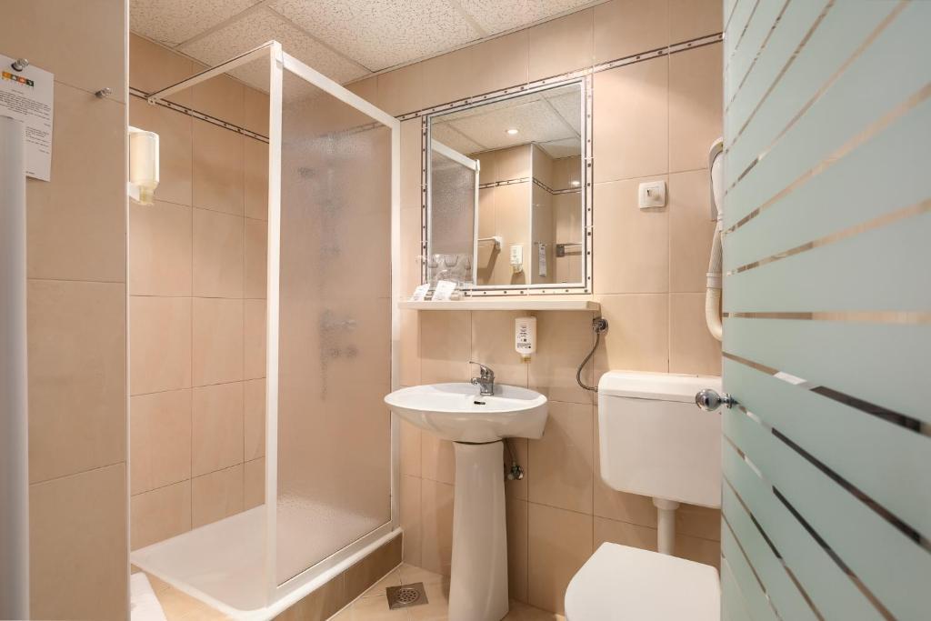 Dvojlôžková izba (balkón, morská strana)