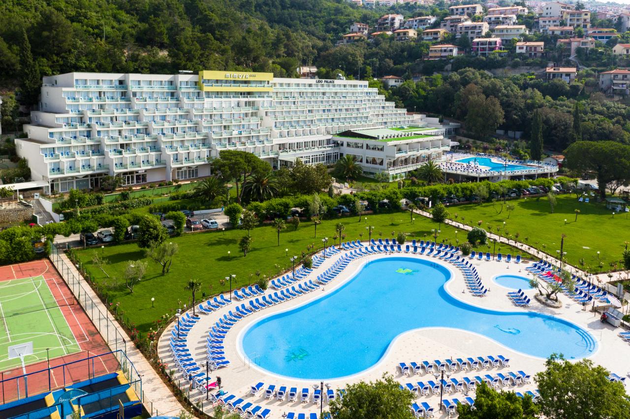 Mimosa / Lido Palace