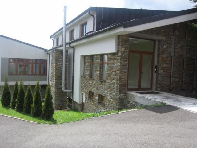 Vstup do ubytovania v apartmánoch Snow