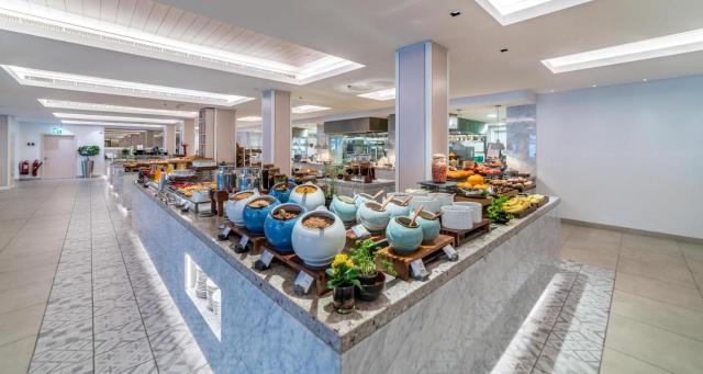 Crowne Plaza Muscat