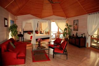 Kuredu Island Resort