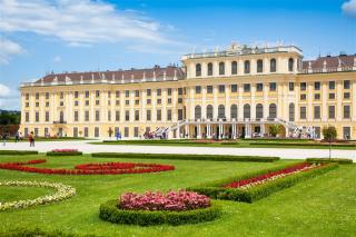 Schönbrunn Zoo a Zámok