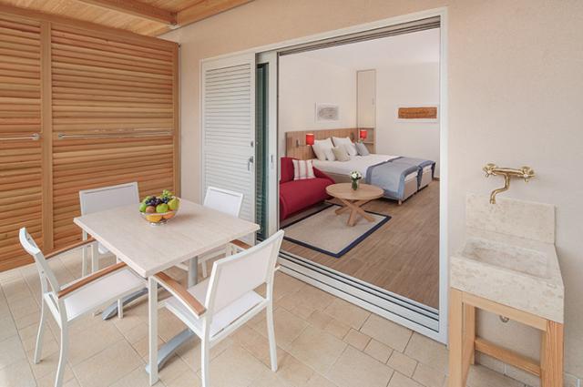 Superior Villa s terasou a výhľadom na more