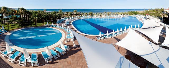 Paloma Oceana Resort