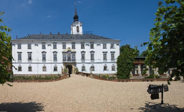 Zámky Rajec nad Svitavou, Lysice a Kunštát