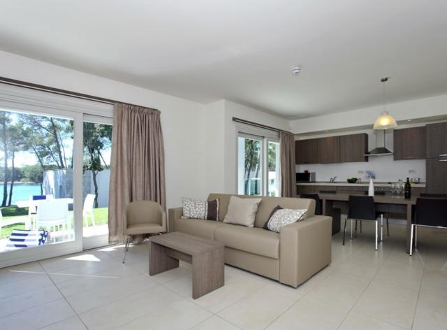 Apartmán superior pre 4-6 osôb (park strana)