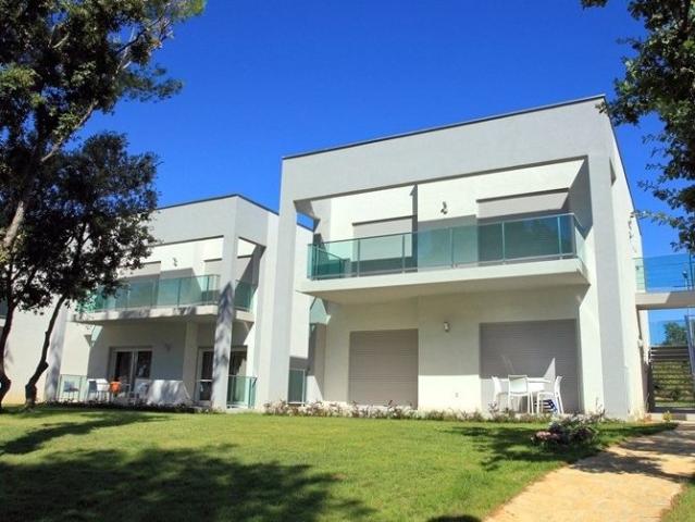 Apartmán superior pre 4-6 osôb (park strana)