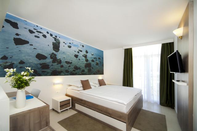 Dvojlôžková izba štandard, balkón, morská strana (hotel)