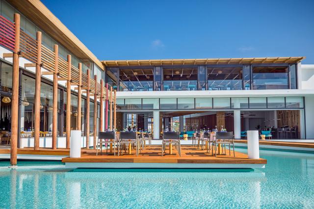 Reštaurácia v Stella Island Luxury Resort & Spa
