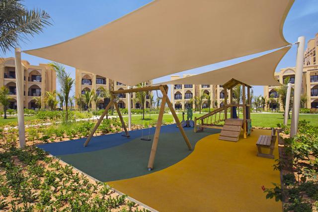 Ihrisko pri The Bay Club - Doubletree by Hilton Marjan Island