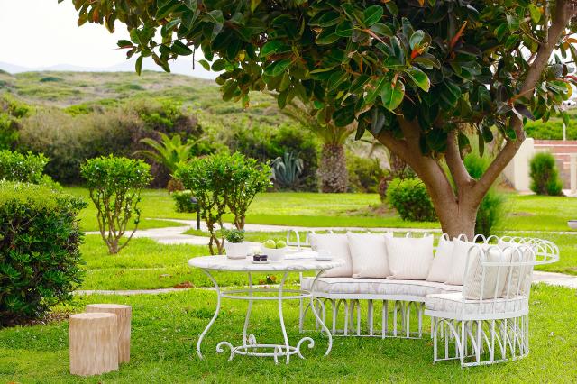 Posedenie v Grecotel Meli Palace