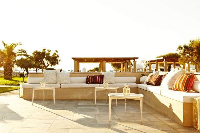 Posedenie v Grecotel Meli Palace