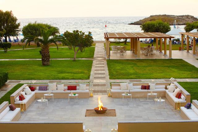 Posedenie v Grecotel Meli Palace