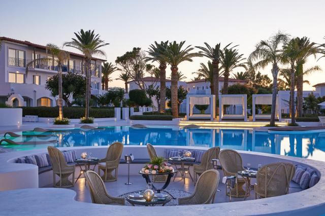 Posedenie v Caramel Grecotel Boutique Resort